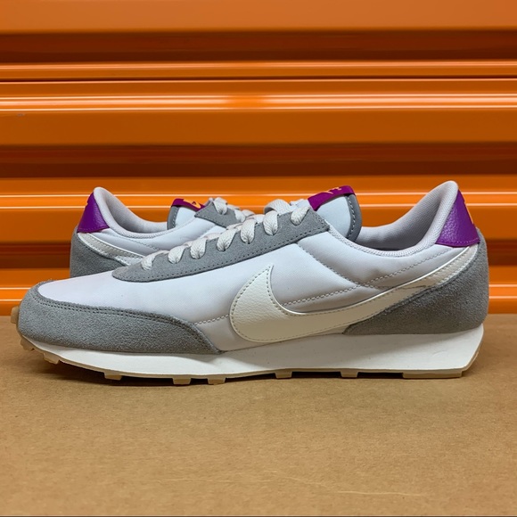 Nike Daybreak Grey/White Women’s Shoes - Picture 6 of 8